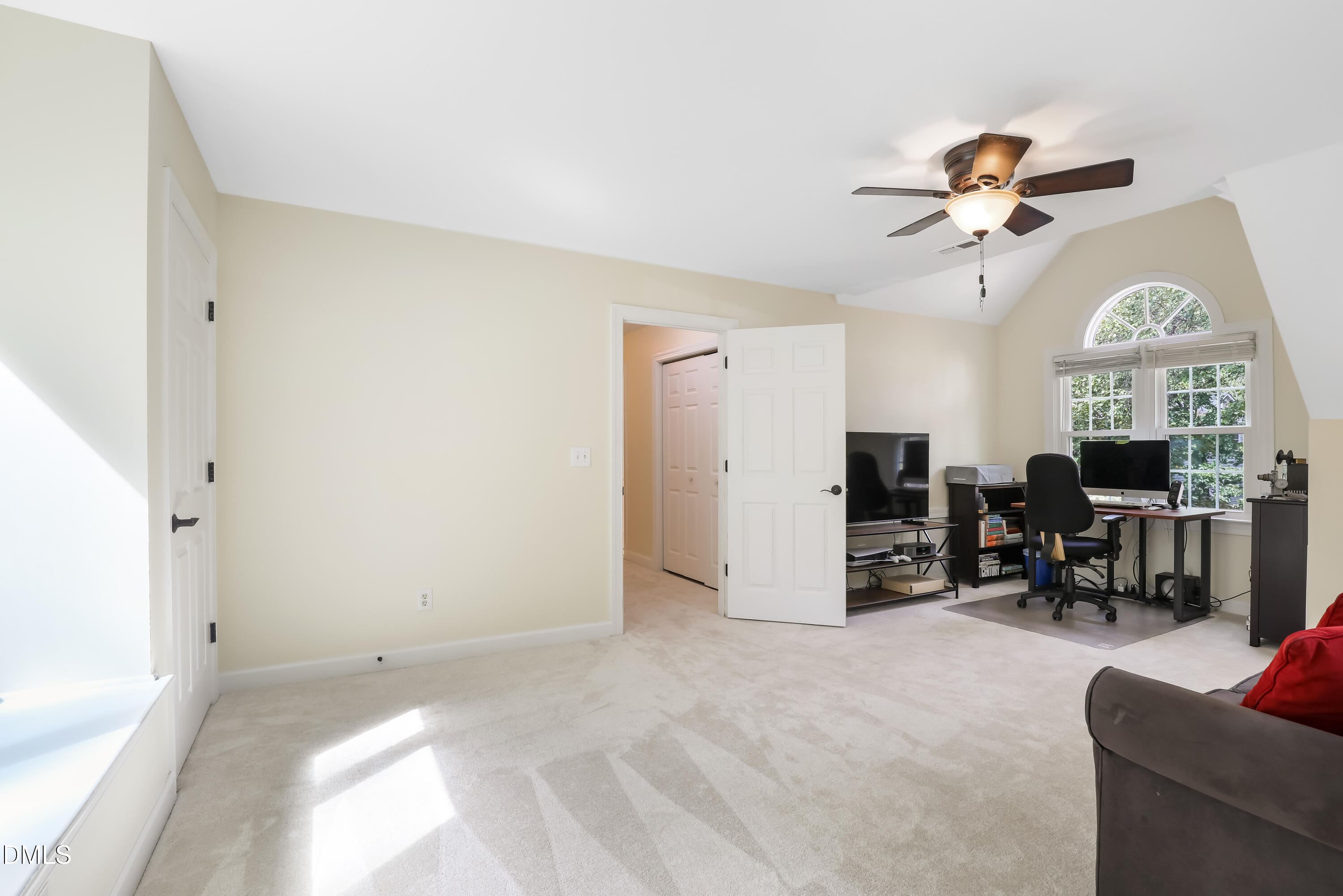 212 Cobble Ridge Drive Chapel Hill, NC 27516 - Photo 27 of 31 IMG_99_112