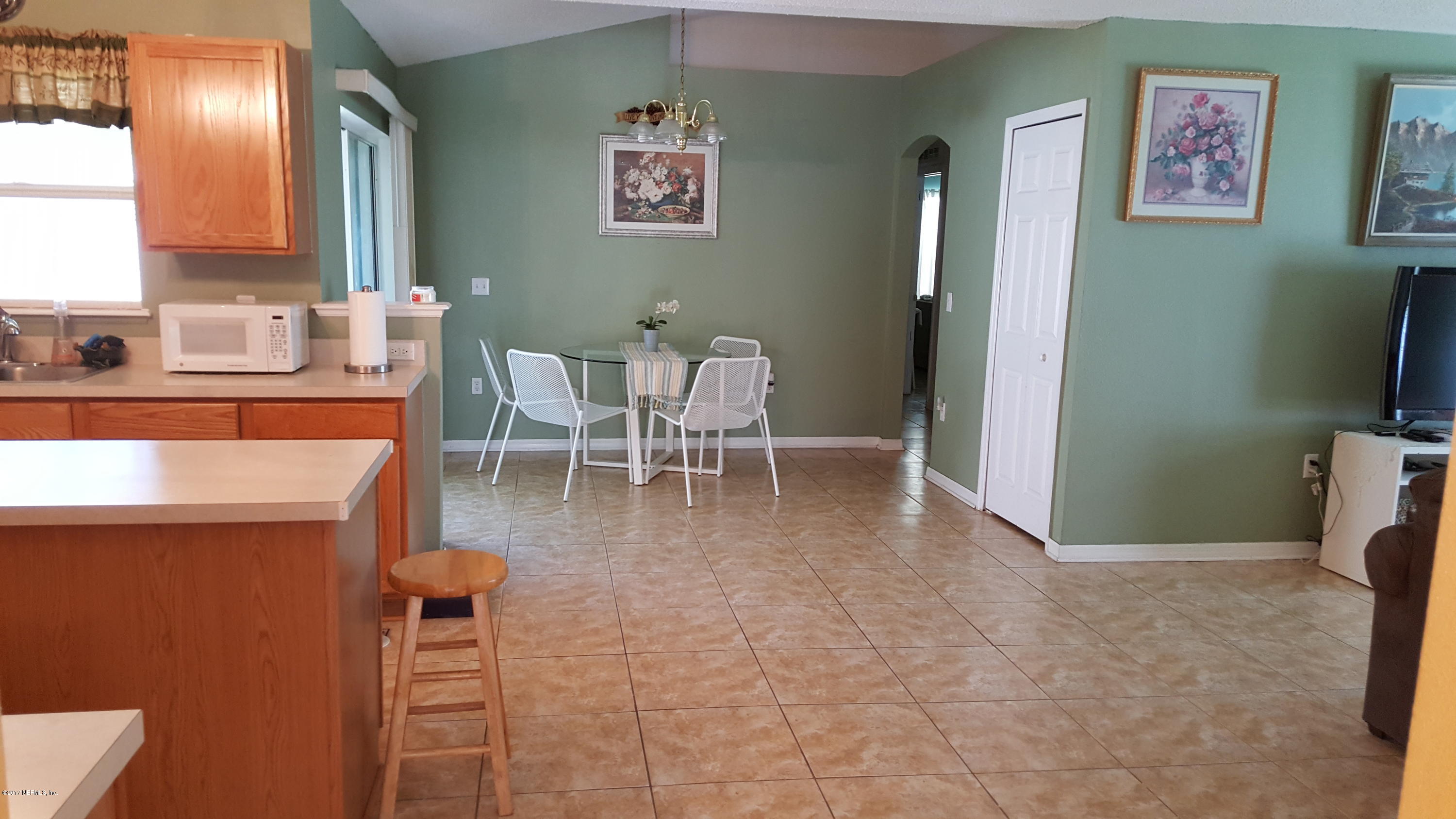 9373 Lockheed Lane Jacksonville, FL 32221 - Photo 4 of 6 Breakfast Area