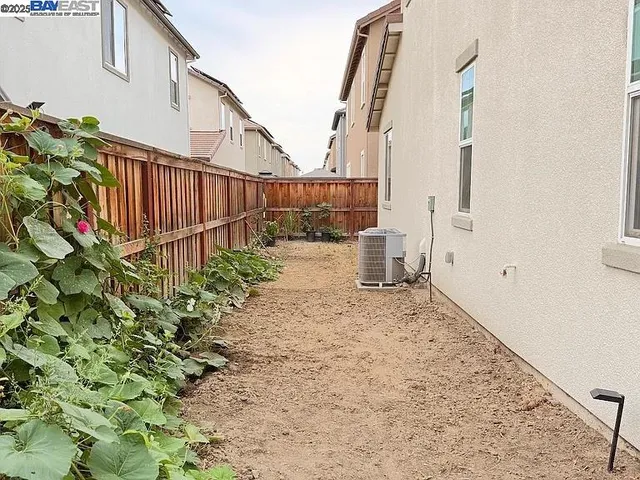 $3,499 | 2151 Daimler Street, Lathrop, CA 95330