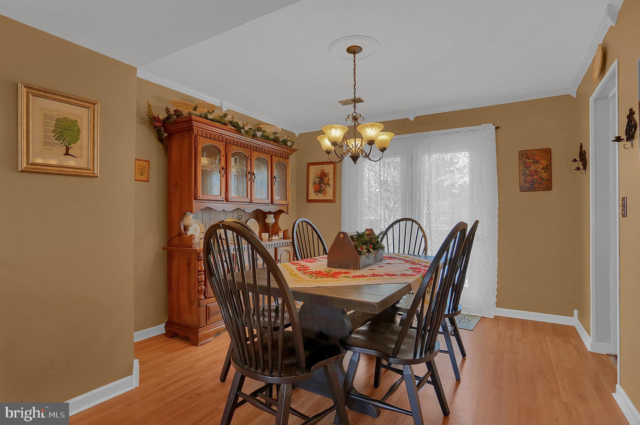 442 Springhouse Road Harrisburg, PA 17111 - Photo 8 of 40 Gallery Image 8