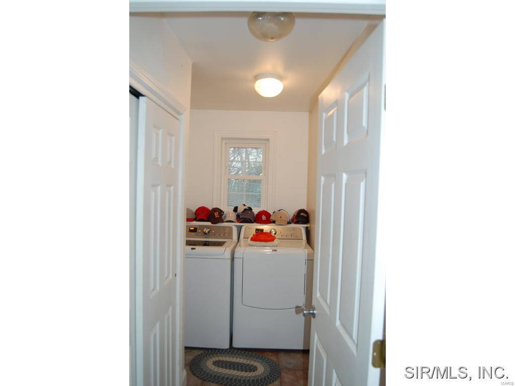 4272 Blackburn Road Edwardsville, IL 62025 - Photo 19 of 24