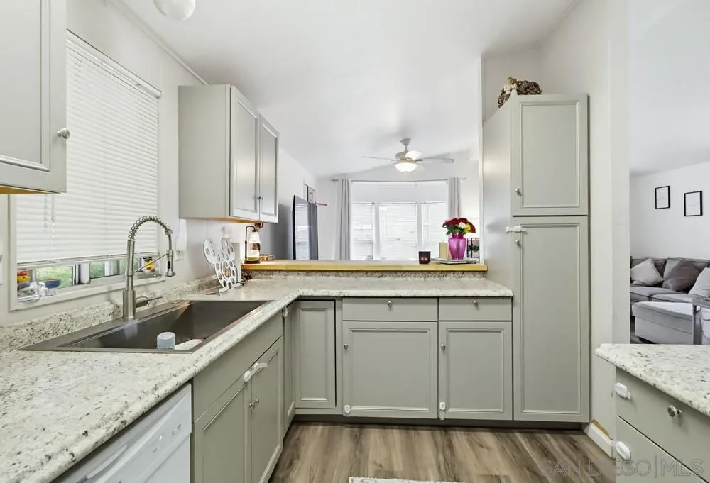 7908 Rancho Fanita Drive, Unit SPC 17 Santee, CA 92071 - Photo 13 of 40