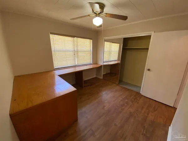 $1,500 | 4416 Creighton Road, Pensacola, FL 32504