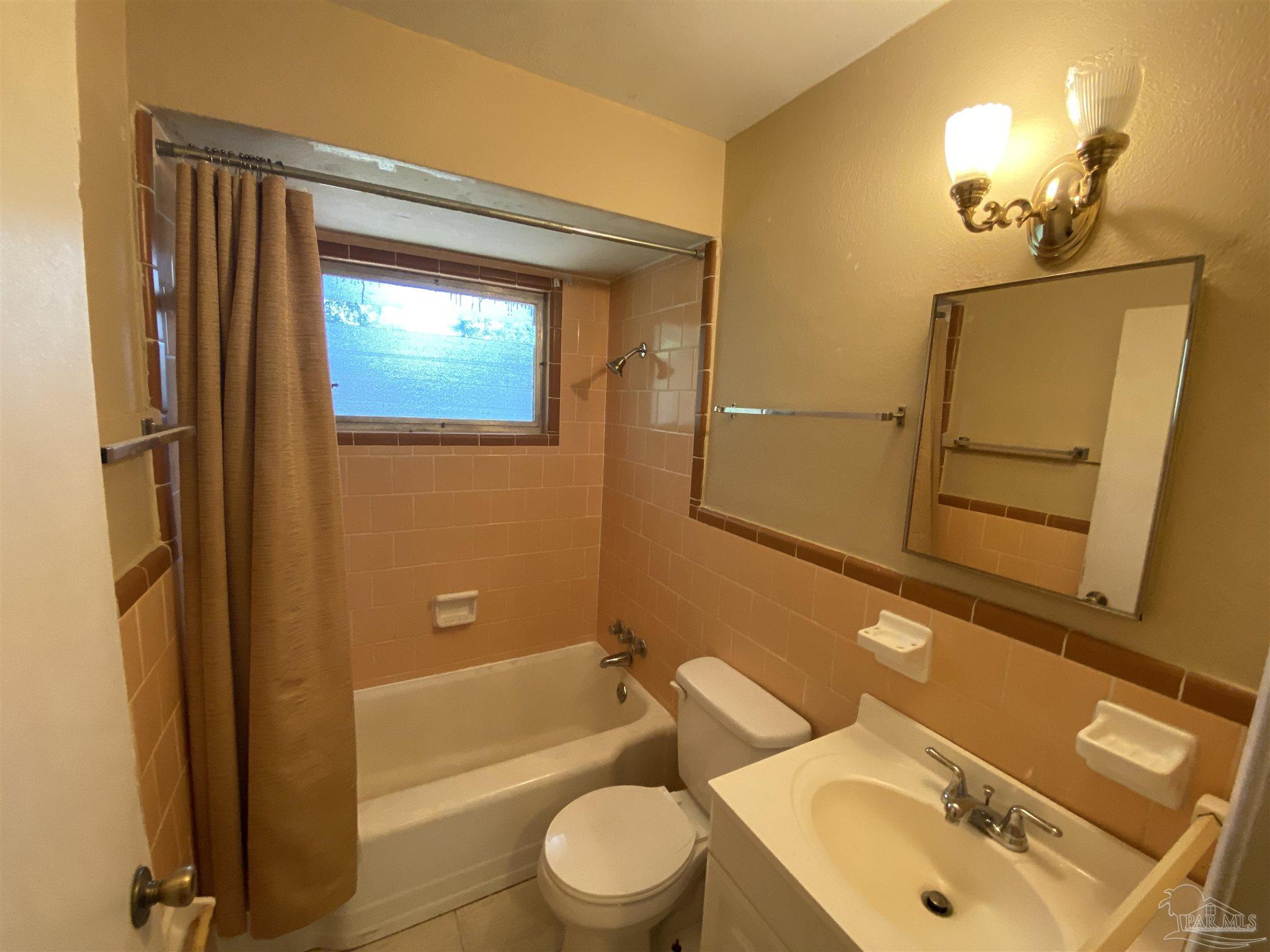 4416 Creighton Road Pensacola, FL 32504 - Photo 15 of 26