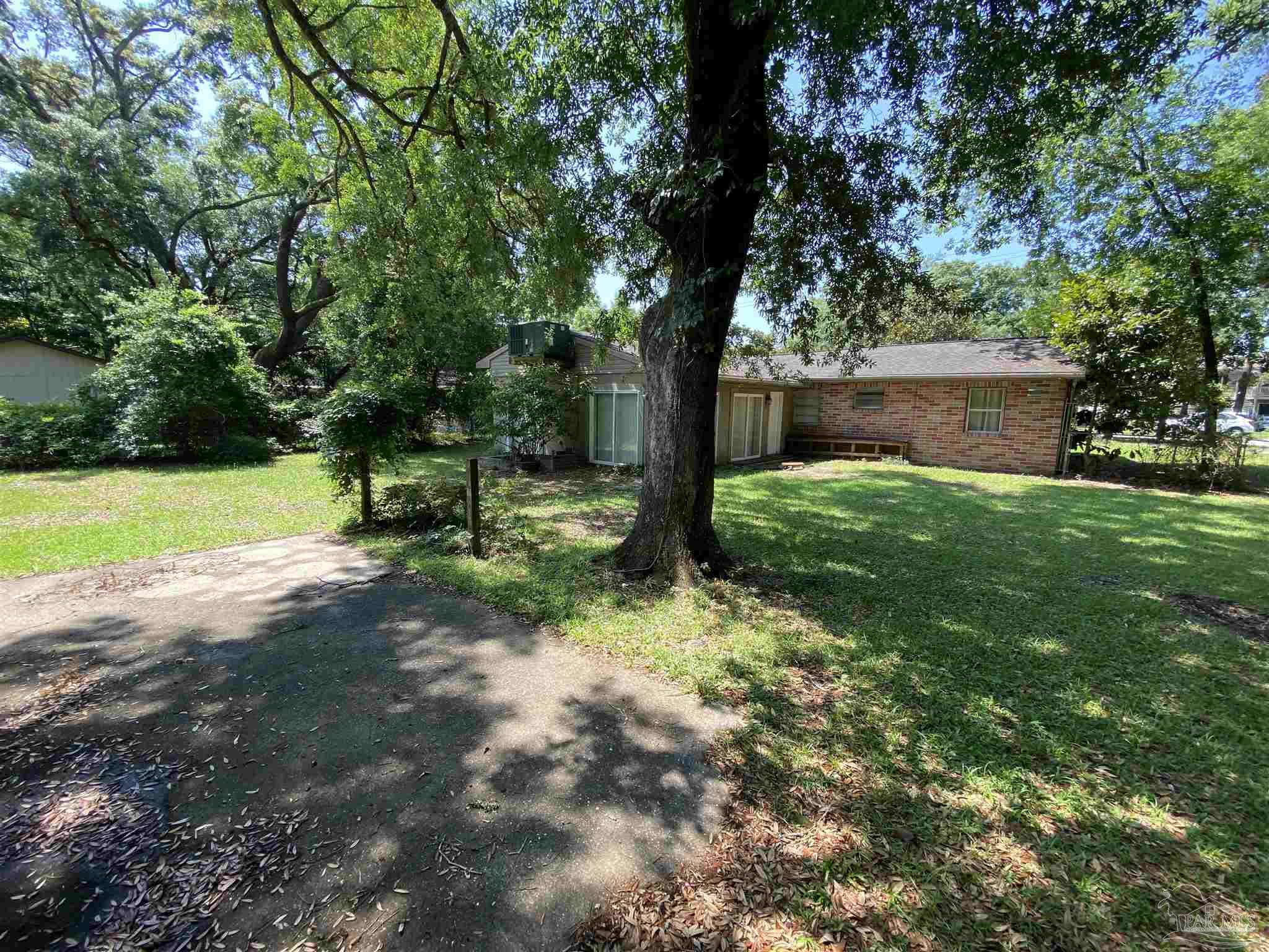 4416 Creighton Road Pensacola, FL 32504 - Photo 7 of 26