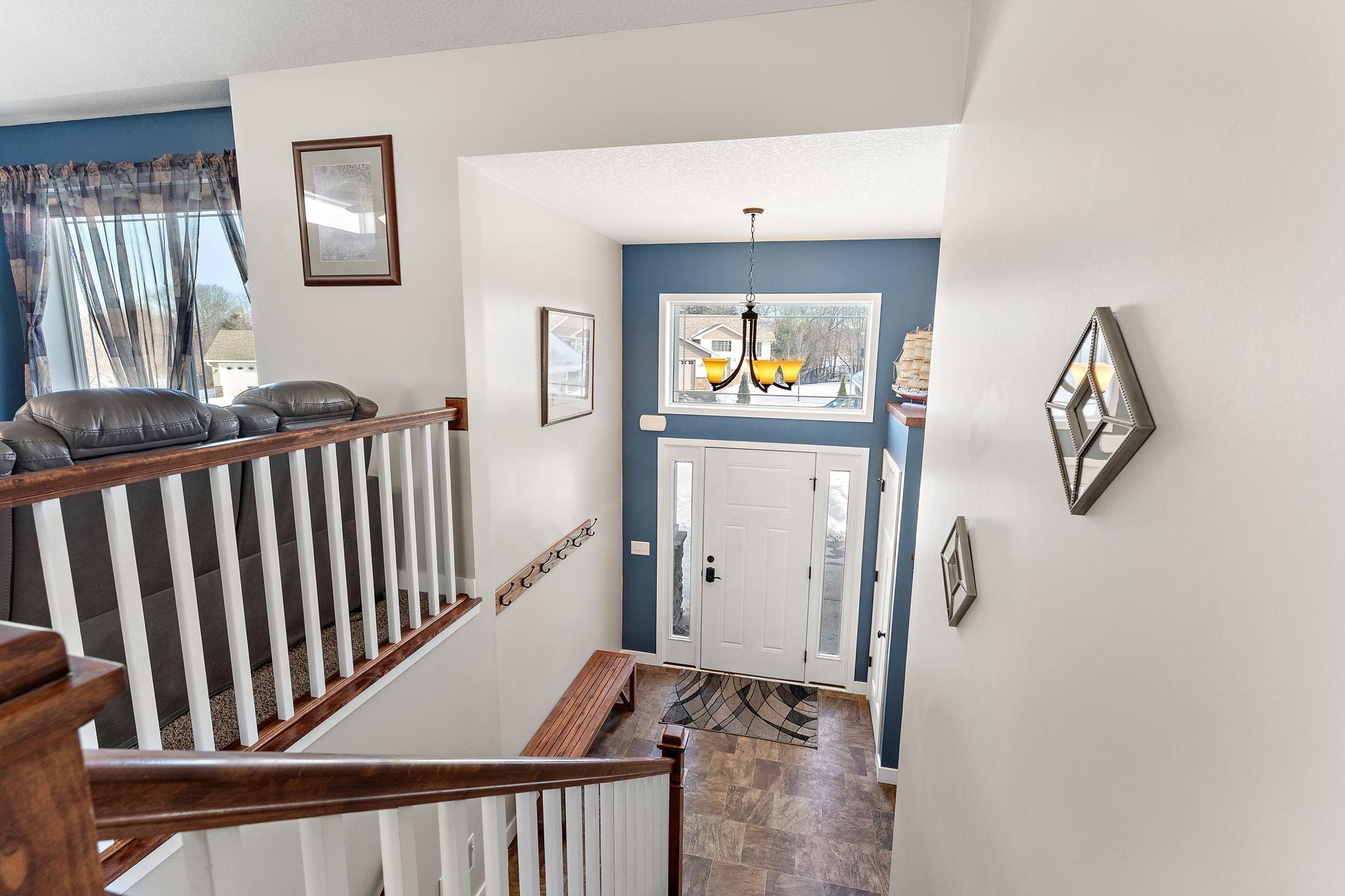 12012 Mayview Cove Lindstrom, MN 55045 - Photo 7 of 32