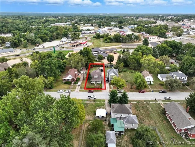 $249,900 | 612 East High Street, Eldon, MO 65026
