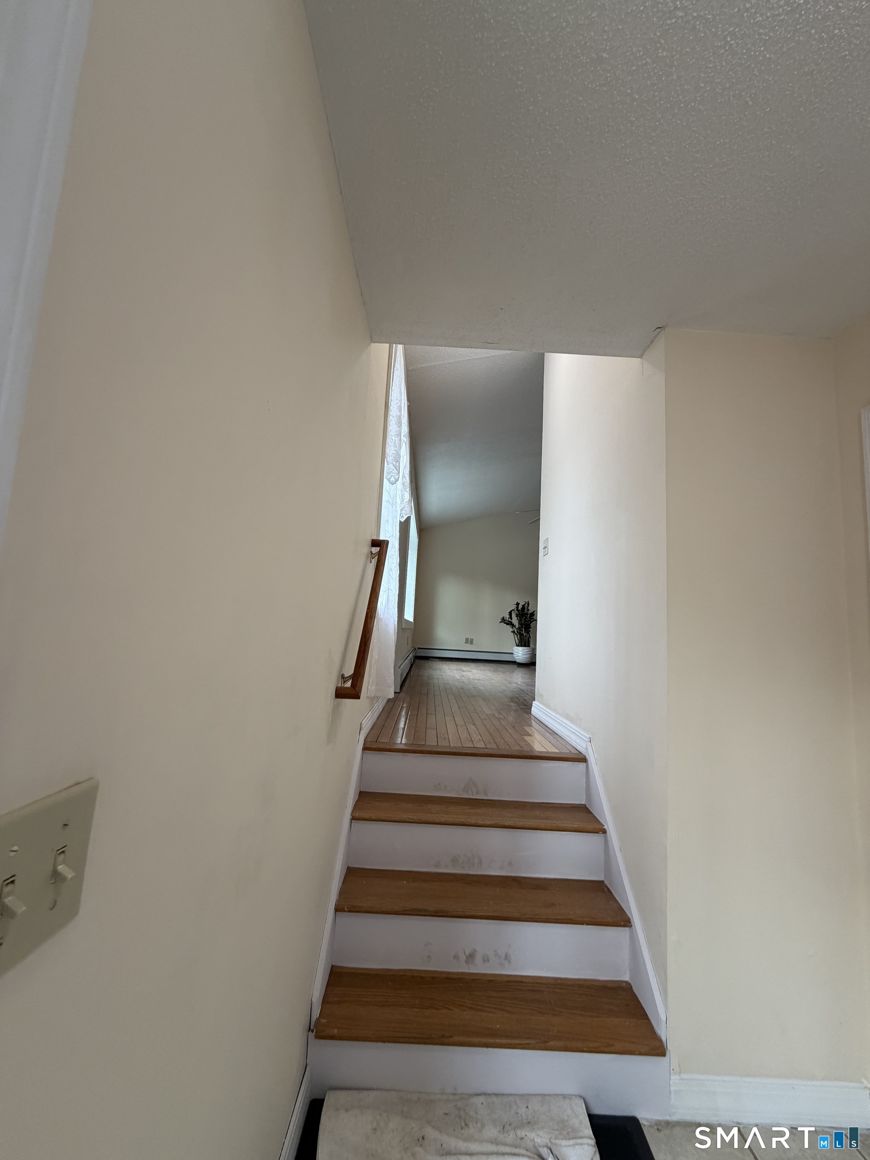 1 Long Society Road Norwich, CT 06365 - Photo 10 of 27