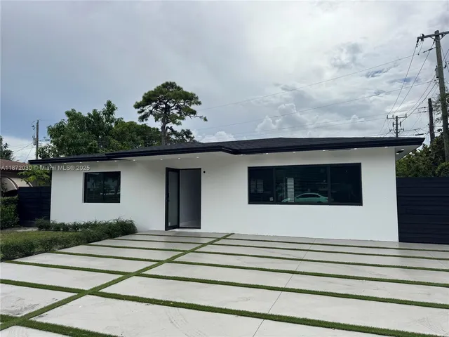 $3,500 | 16440 Northeast 10th Avenue, North Miami Beach, FL 33162