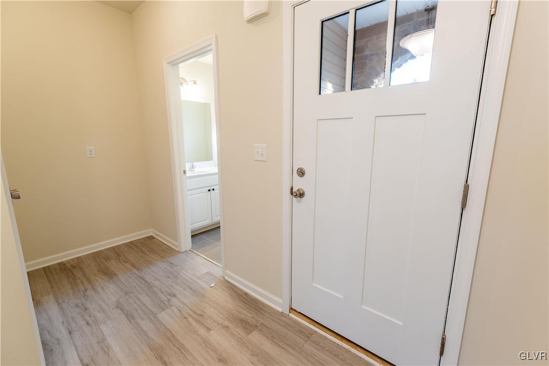 3980 Mink Road Emmaus, PA 18049 - Photo 3 of 28 Gallery Image 3