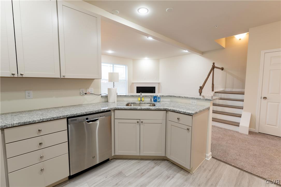 3980 Mink Road Emmaus, PA 18049 - Photo 7 of 28 Gallery Image 7