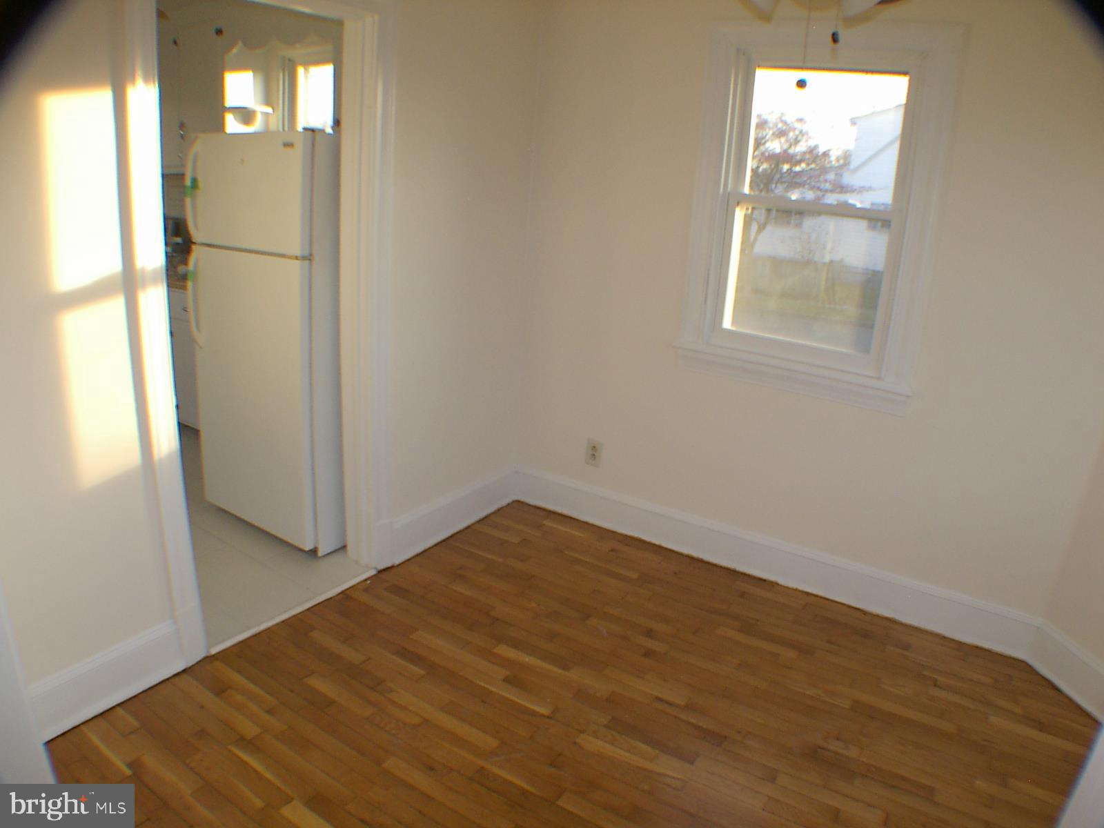 502 North Pleasant Valley Road Winchester, VA 22601 - Photo 14 of 37 Dining room.