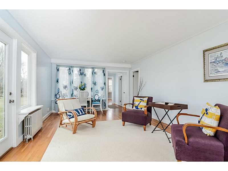 264 East Beach Road Charlestown, RI 02813 - Photo 9 of 25 Den/Family/Great Room.