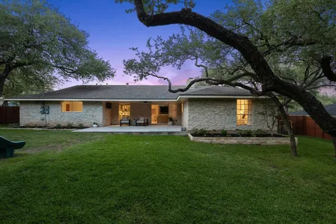 $1,200,000 | 4011 Greystone Drive, Austin, TX 78731