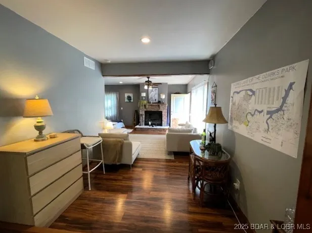 $235,000 | 747 Paulson Drive, Edwards, MO 65326