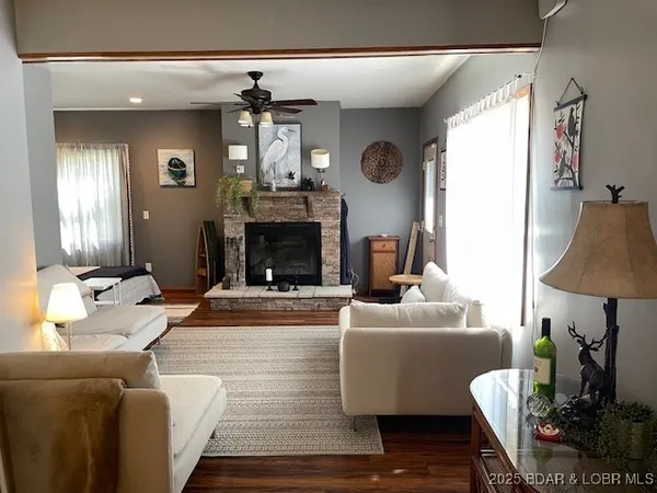 $235,000 | 747 Paulson Drive, Edwards, MO 65326