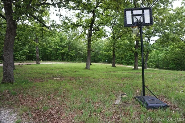 $235,000 | 747 Paulson Drive, Edwards, MO 65326