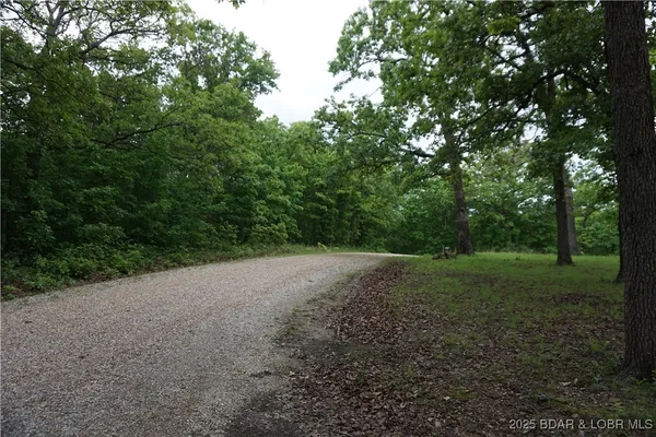 $235,000 | 747 Paulson Drive, Edwards, MO 65326