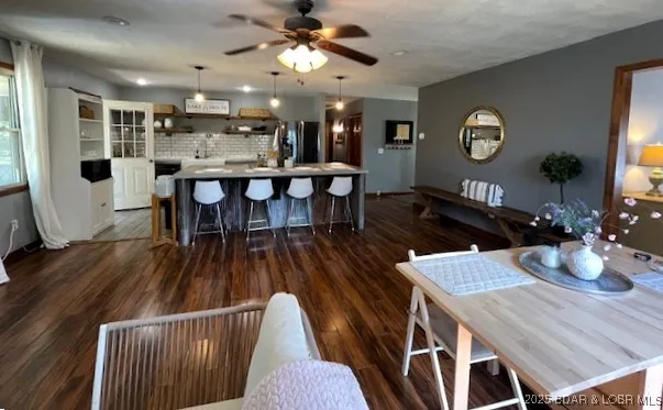 $235,000 | 747 Paulson Drive, Edwards, MO 65326