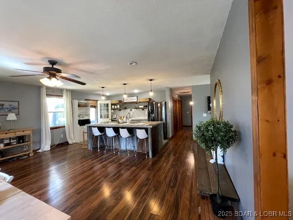 $235,000 | 747 Paulson Drive, Edwards, MO 65326