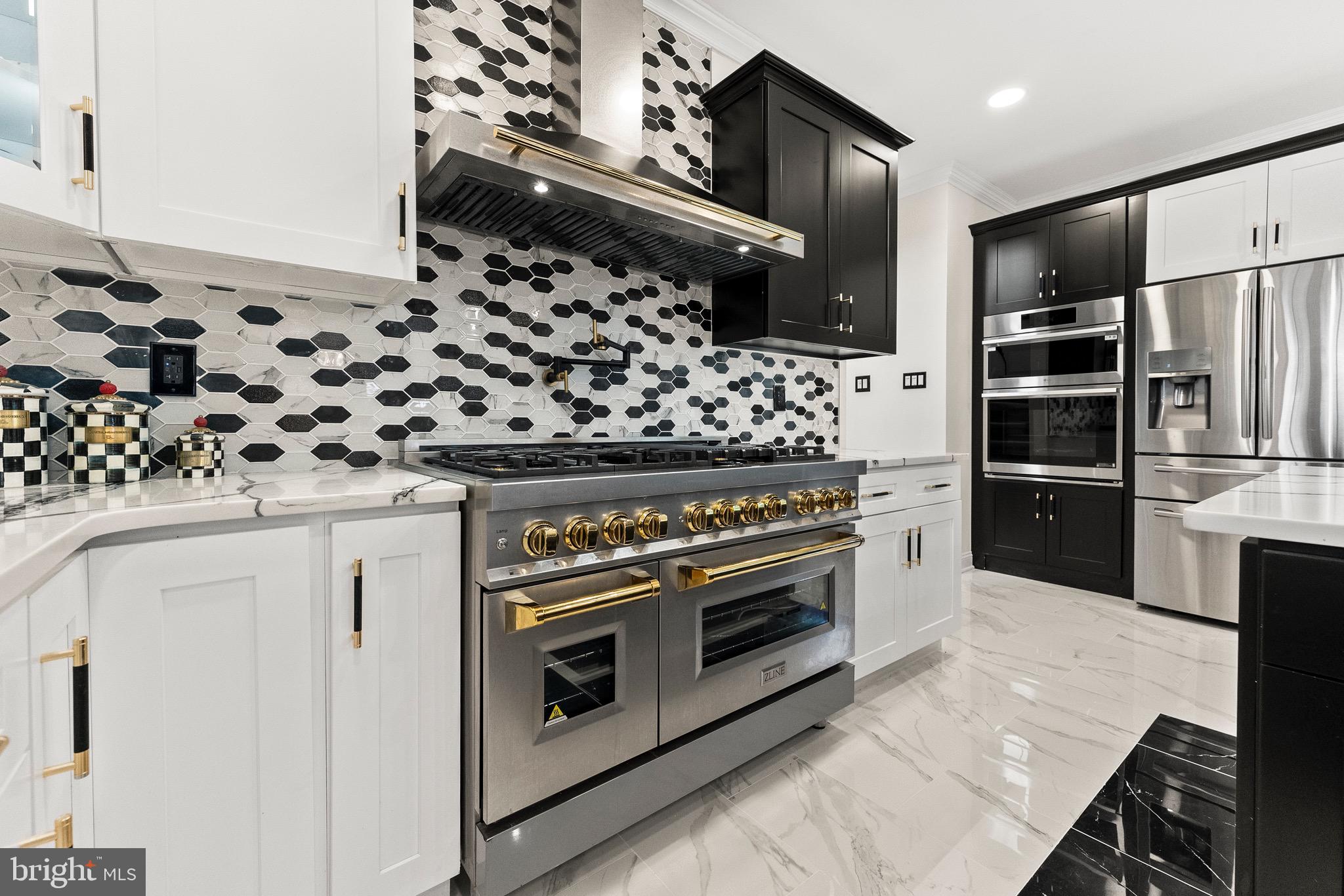 8 Sherwood Lane Columbus, NJ 08022 - Photo 13 of 85 a kitchen with stove cabinets and stainless steel appliances
