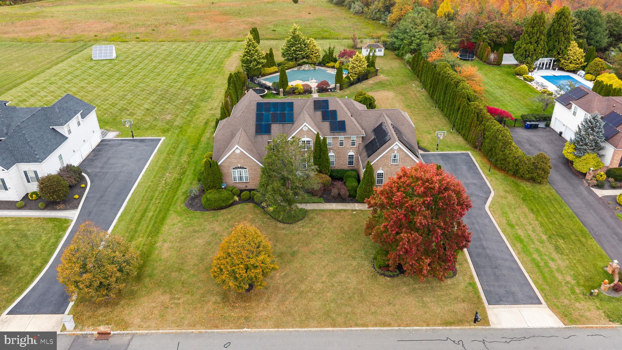 8 Sherwood Lane Columbus, NJ 08022 - Photo 5 of 85