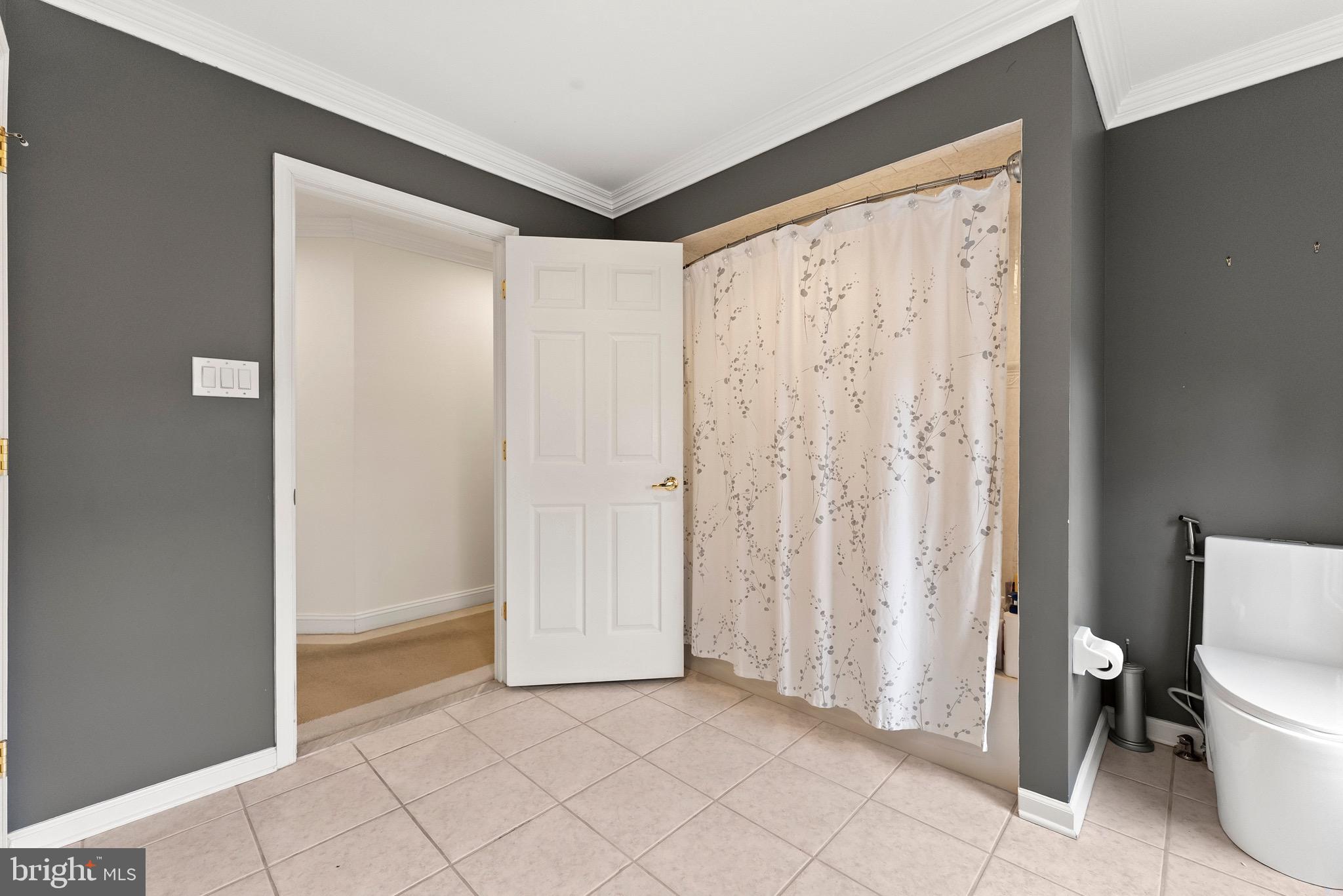 8 Sherwood Lane Columbus, NJ 08022 - Photo 62 of 85 a view of a bathroom with a glass door and a shower