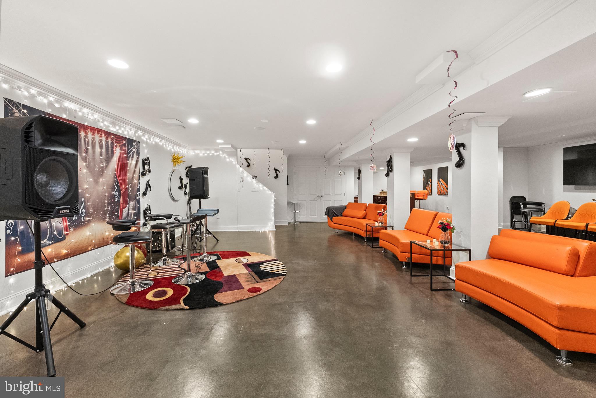 8 Sherwood Lane Columbus, NJ 08022 - Photo 68 of 85 a room with furniture and a flat screen tv