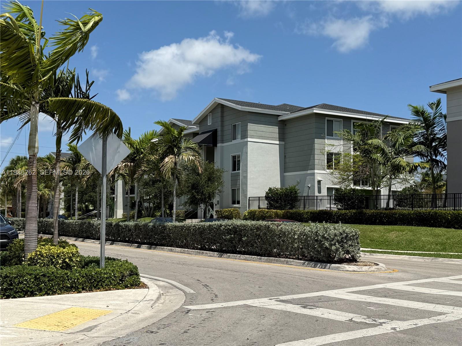 1812 Northwest 64th Street Miami, FL 33147 - Photo 20 of 60