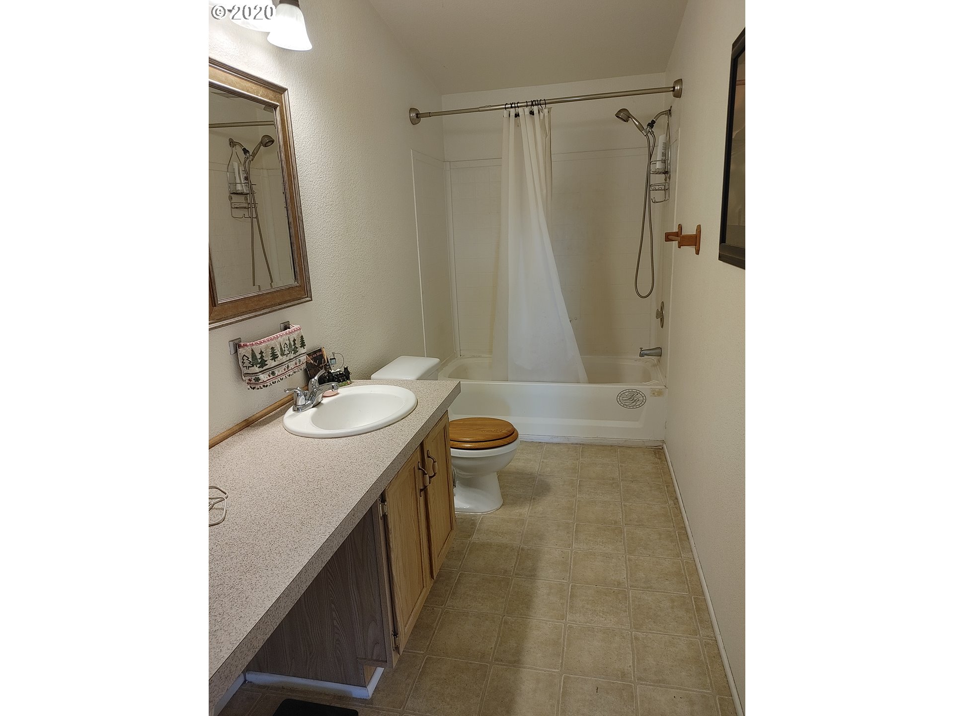 38314 Maple Street Lebanon, OR 97355 - Photo 11 of 22 Gallery Image 11