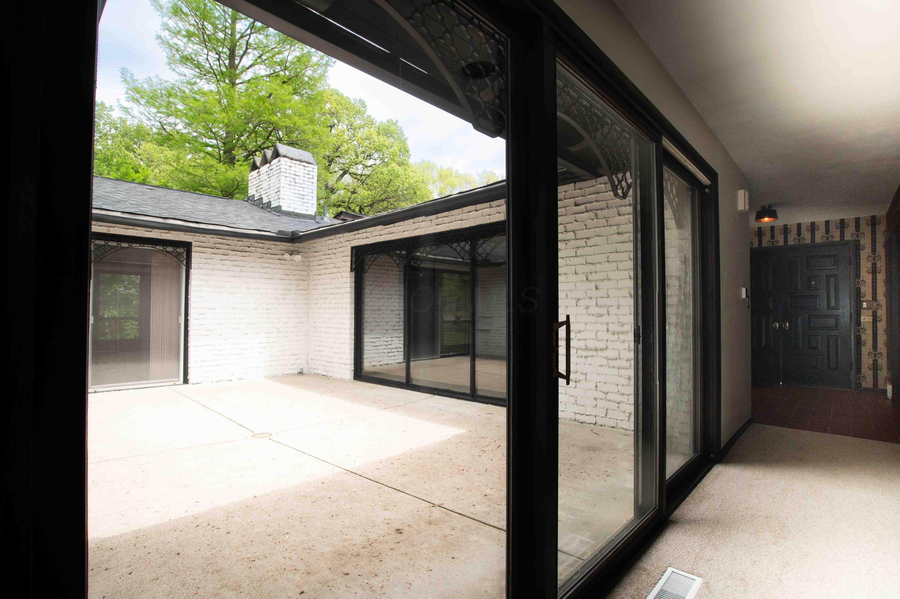613 Old Farm Road Columbus, OH 43213 - Photo 52 of 70 -midcentury-118