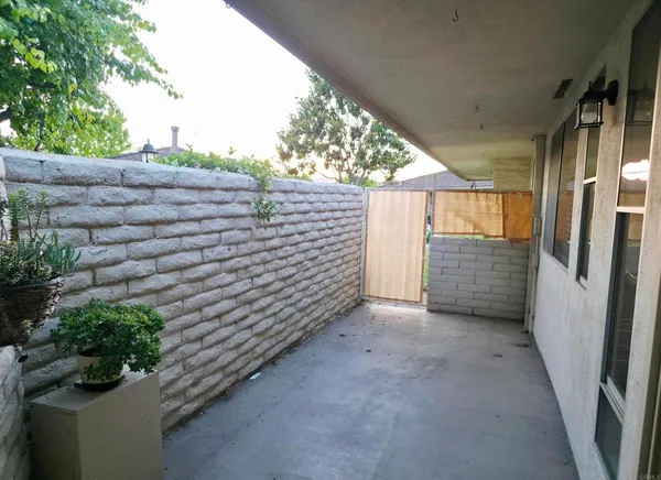 $832,000 | 27211 Capote De Pass, Unit C, San Juan Capistrano, CA 92675