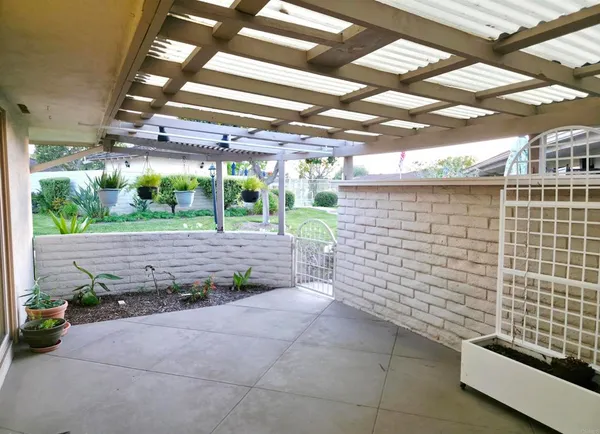 $832,000 | 27211 Capote De Pass, Unit C, San Juan Capistrano, CA 92675