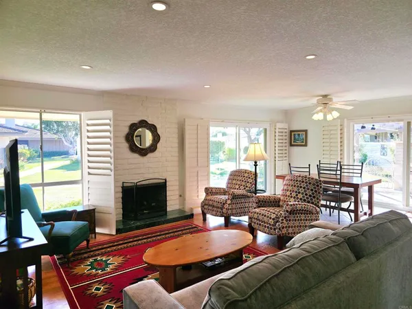 $832,000 | 27211 Capote De Pass, Unit C, San Juan Capistrano, CA 92675