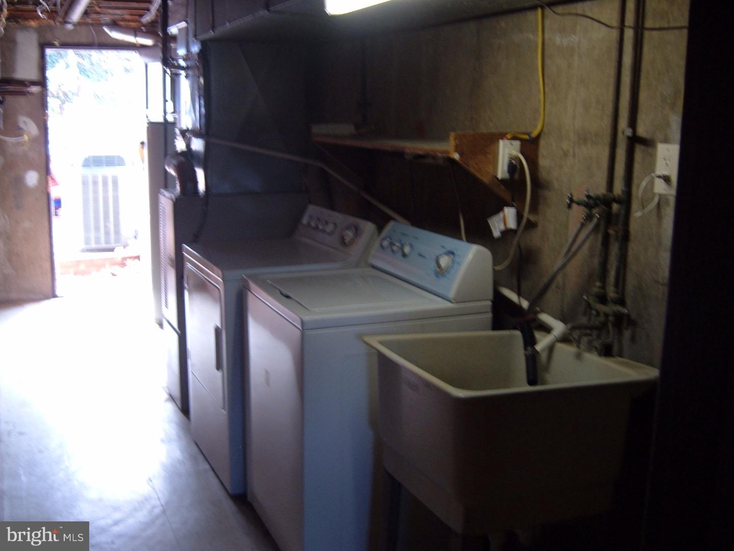 5338 Delmar Road Clifton Heights, PA 19018 - Photo 13 of 23 Gallery Image 13