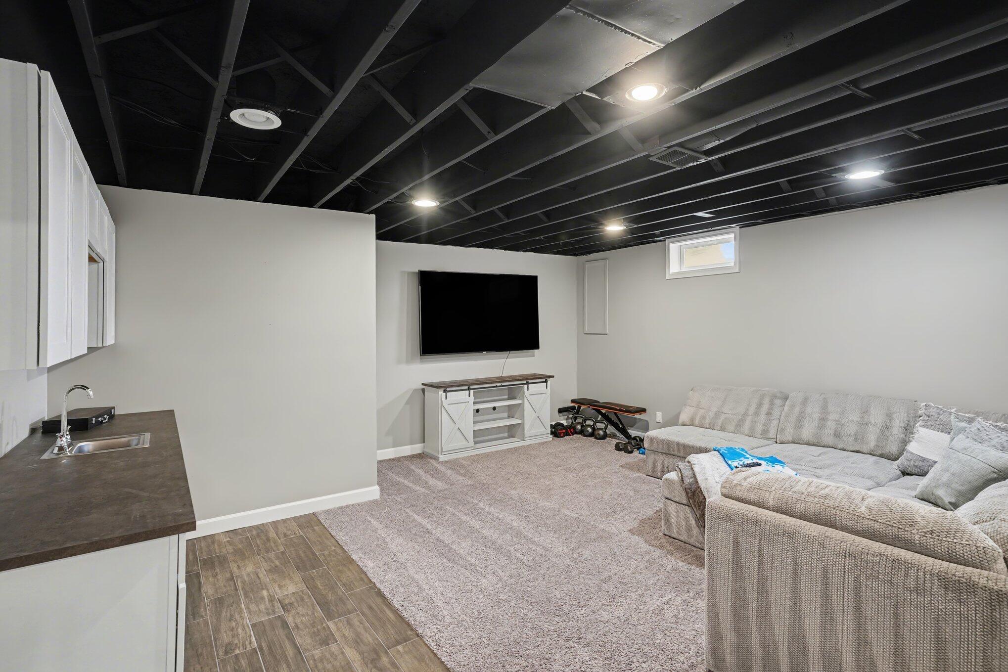 13288 Sumac Road South Lyon, MI 48178 - Photo 21 of 31 021_file_7939
