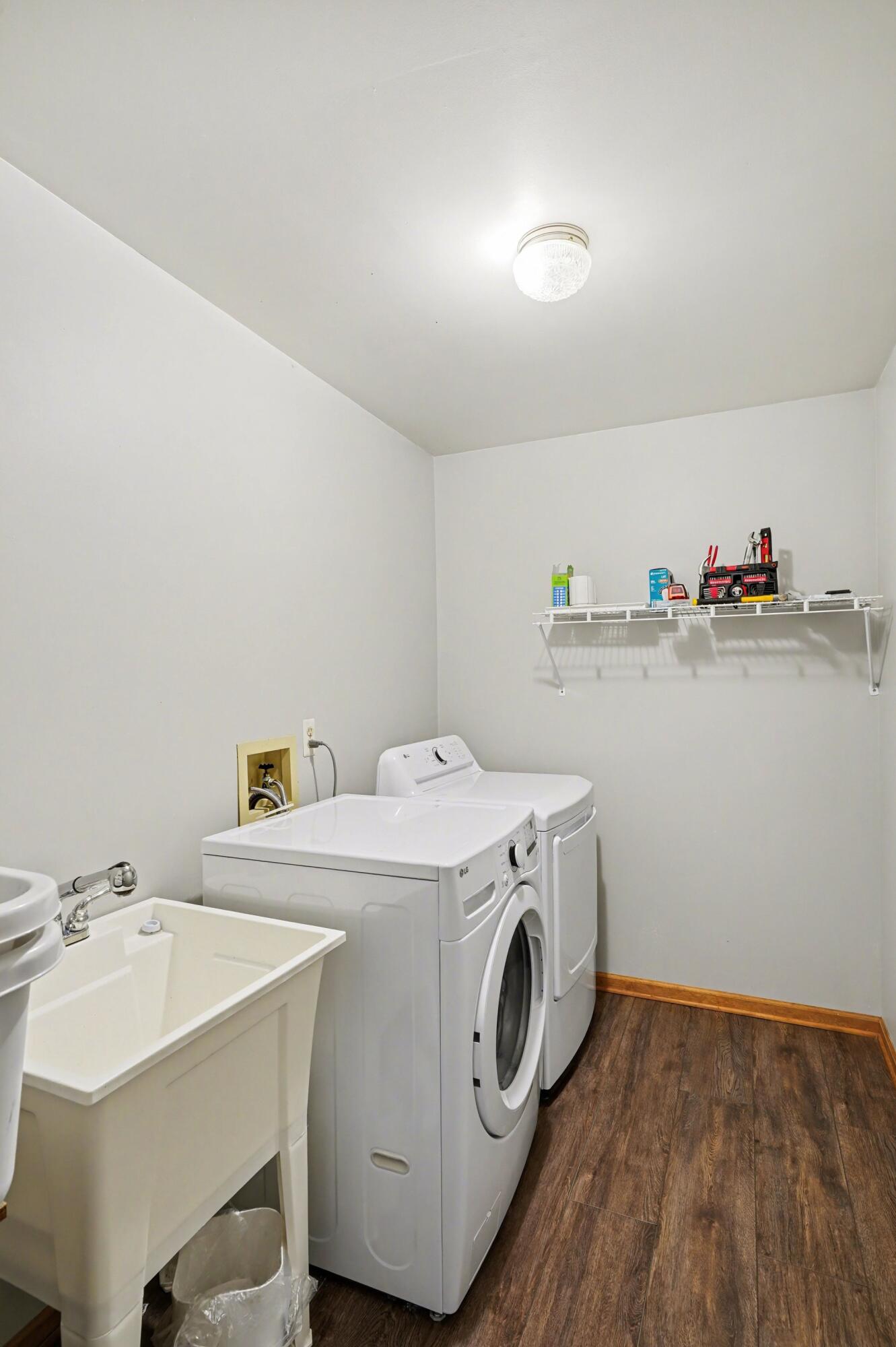 13288 Sumac Road South Lyon, MI 48178 - Photo 27 of 31 027_file_6132