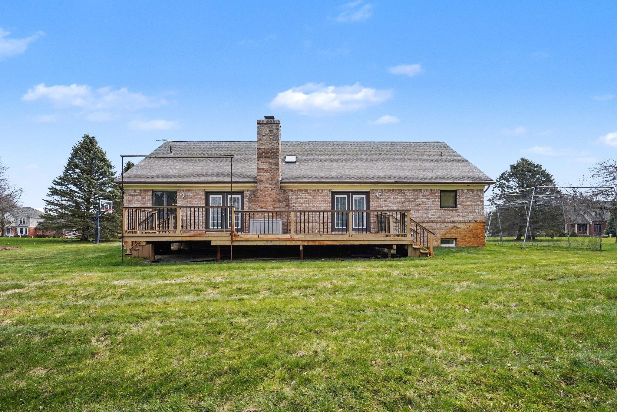 13288 Sumac Road South Lyon, MI 48178 - Photo 28 of 31 028_file_2349