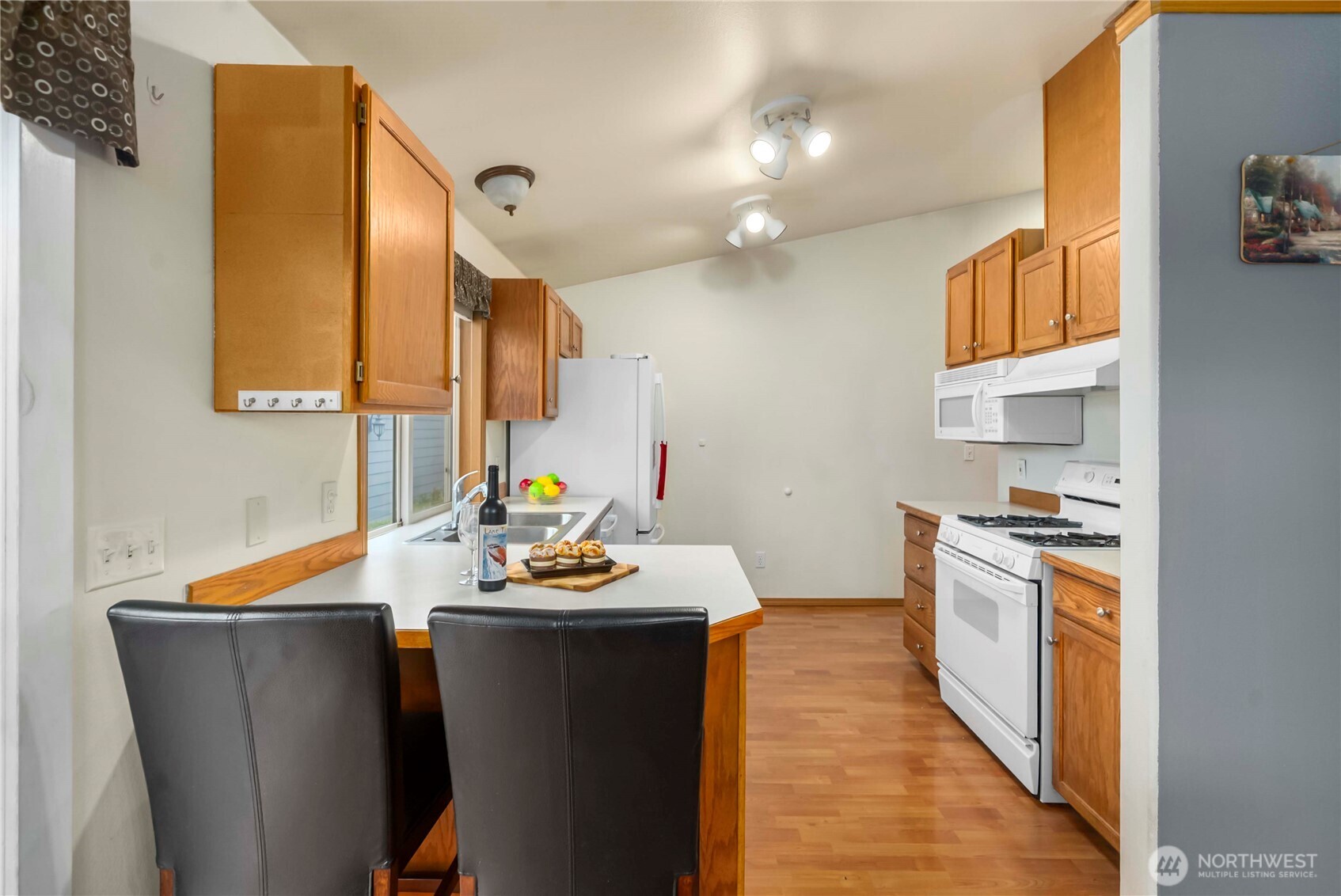 1010 Academy Street Sumner, WA 98390 - Photo 15 of 37