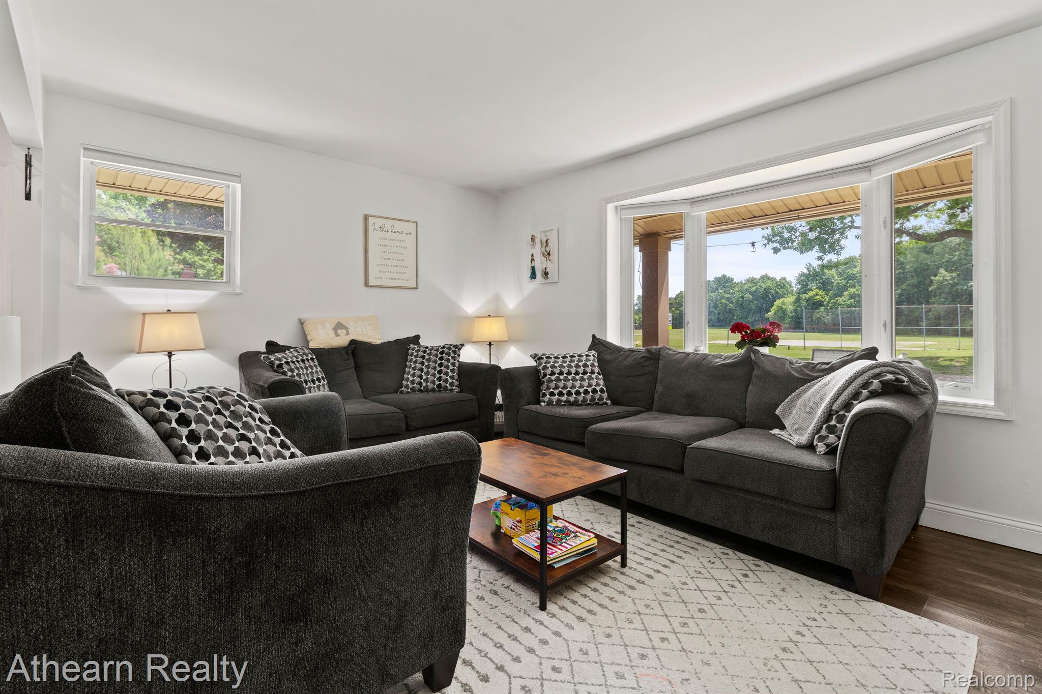 1290 State Road Fenton, MI 48430 - Photo 10 of 32 Gallery Image 10