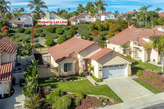 $837,500 | 1745 Crystal Ridge Way, Vista, CA 92081