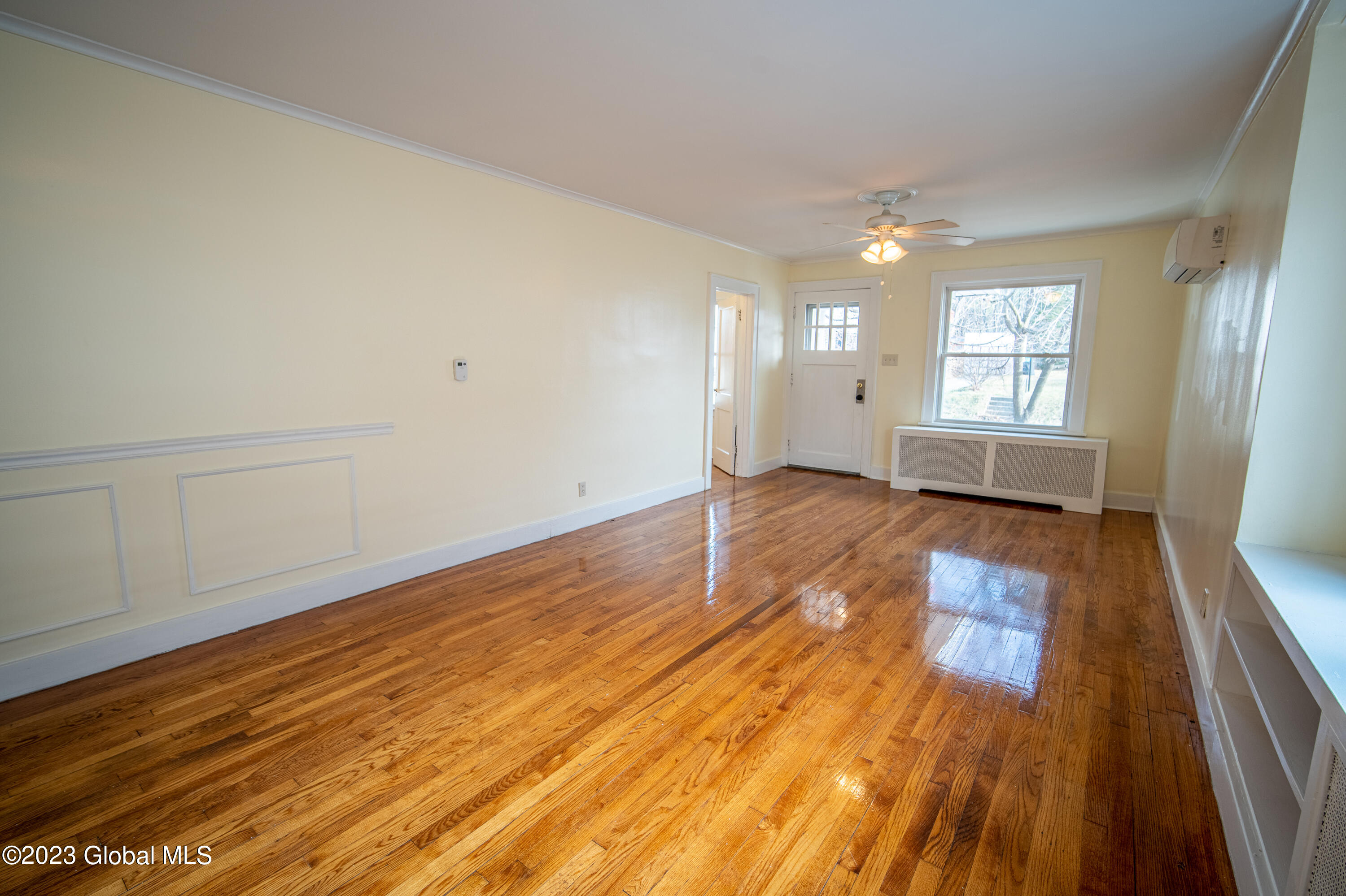 2025 Lenox Road Schenectady, NY 12308 - Photo 5 of 22 2025_Lenox-16