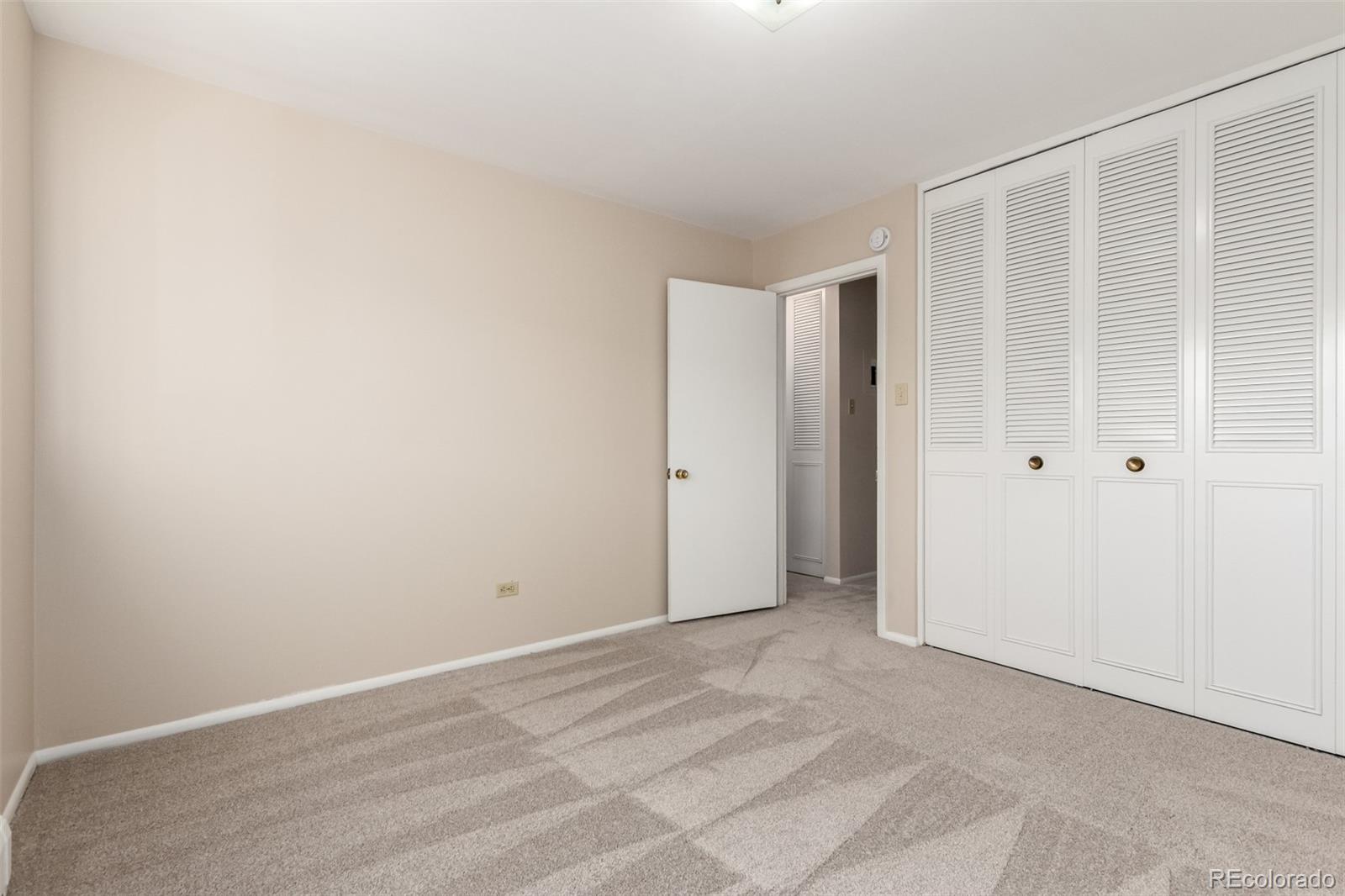 830 20th Street, Unit 206 Boulder, CO 80302 - Photo 15 of 27 a view of an empty room
