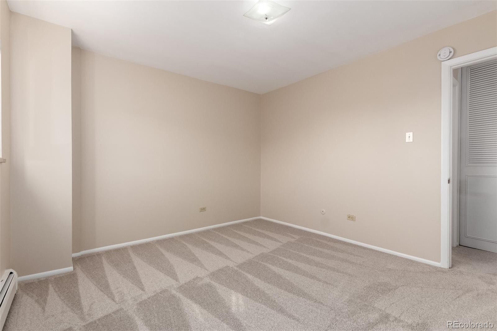 830 20th Street, Unit 206 Boulder, CO 80302 - Photo 19 of 27 a view of an empty room