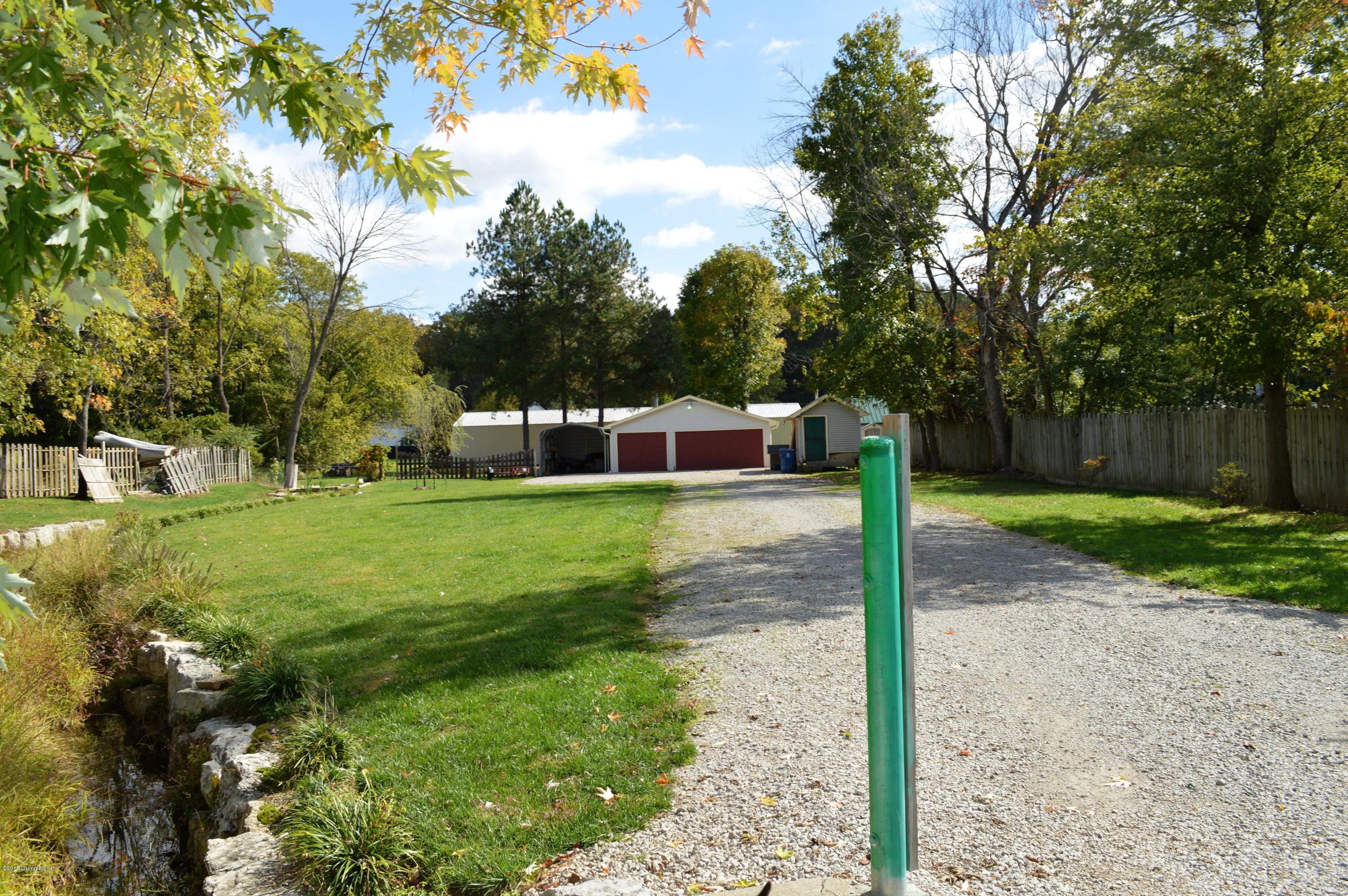 7121 Manslick Road Louisville, KY 40214 - Photo 9 of 37 DSC_2199