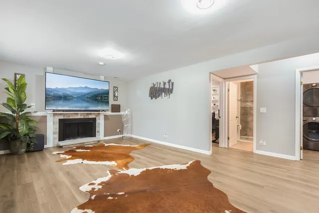 $545,000 | 1860 Burr Ridge Drive, Hoffman Estates, IL 60192