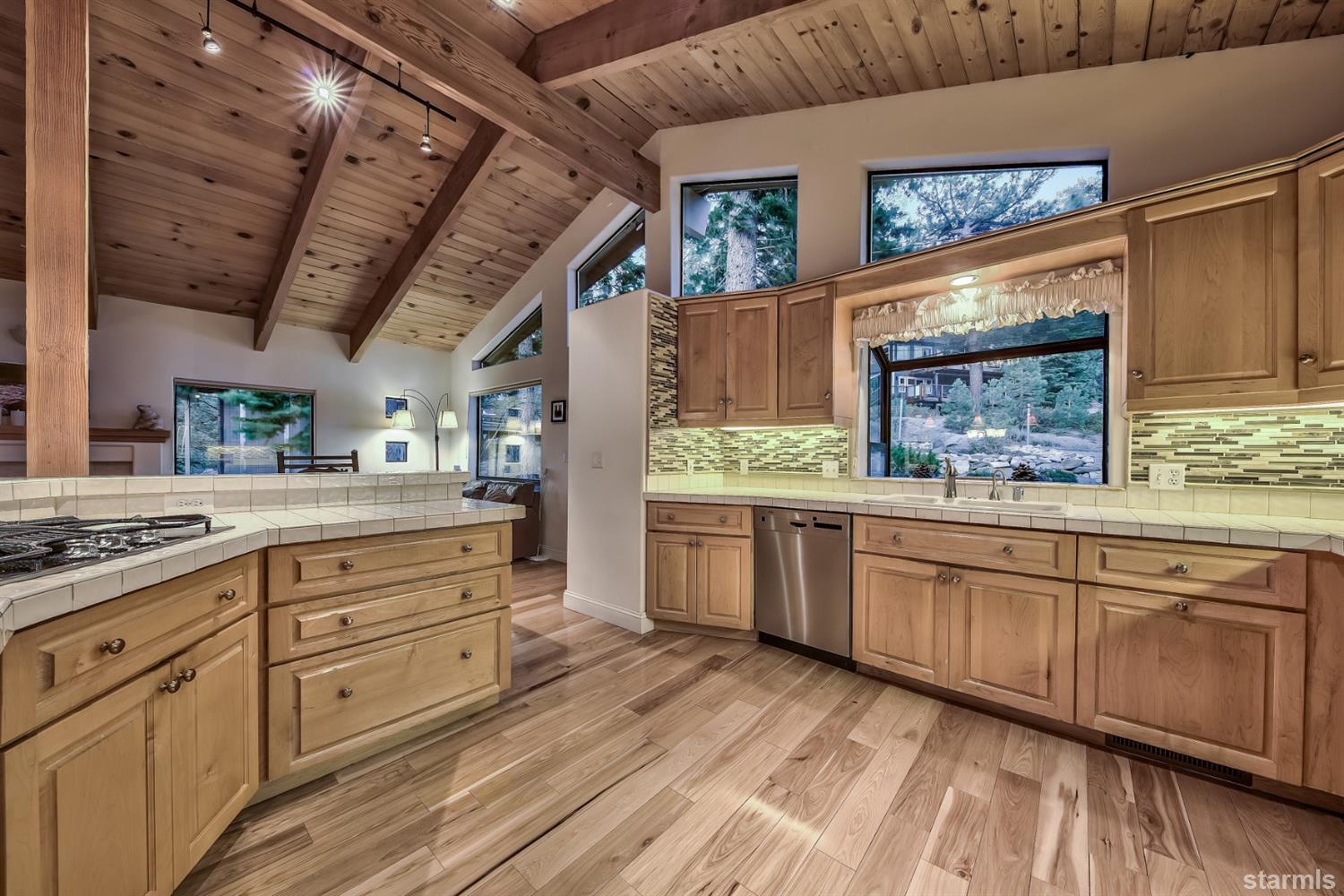 216 Sunflower Circle Stateline, NV 89449 - Photo 16 of 25