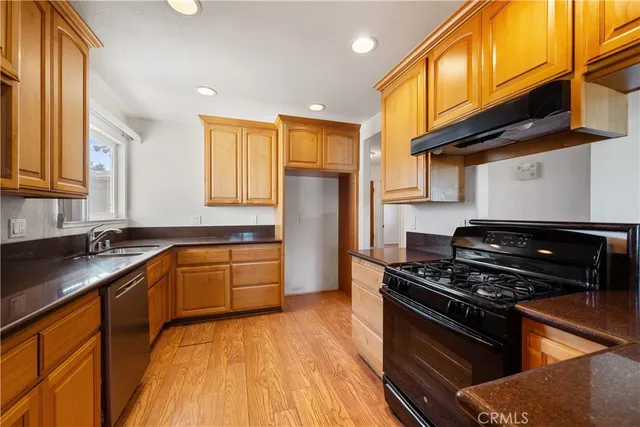 $479,000 | 914 West Camino Colegio, Santa Maria, CA 93458