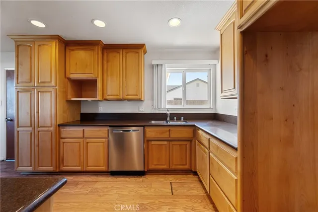 $479,000 | 914 West Camino Colegio, Santa Maria, CA 93458