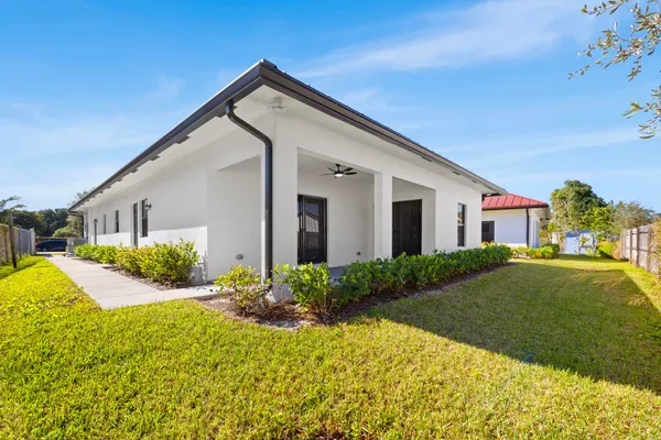 $4,500 | 2311 Zeder Avenue, Delray Beach, FL 33444